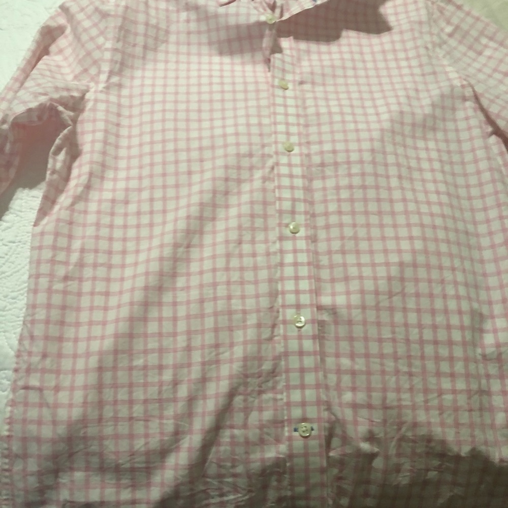 Men’s L GAP Pink Classic Fir long sleeve button up shirt.  This is NWOT.
